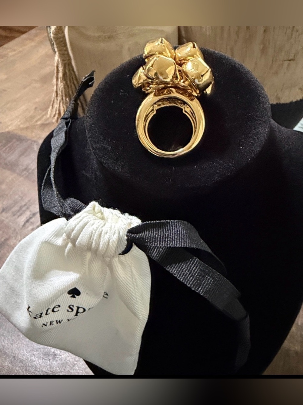 EUC Kate Spade New York Jingle Bells Cluster Statement Ring with Dust Bag